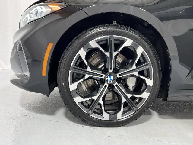 Thumbnail: 2026 BMW 3 Series - 7