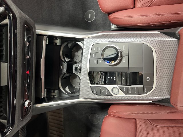 Thumbnail: 2026 BMW 3 Series - 14