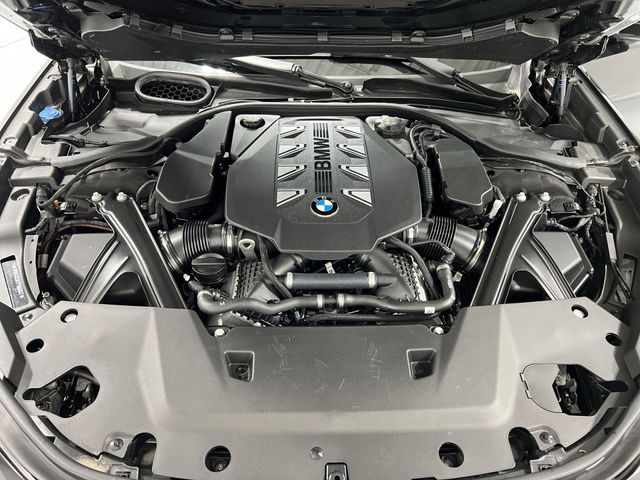 Thumbnail: 2023 BMW 7 Series - 8