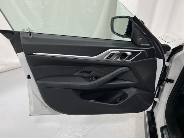Thumbnail: 2026 BMW 4 Series - 33