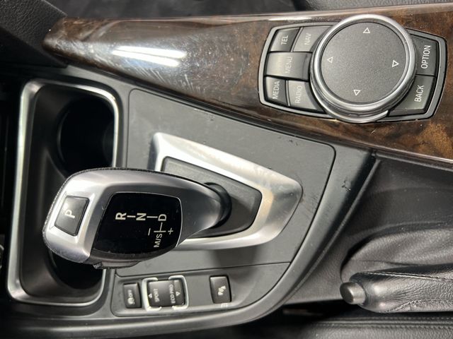Thumbnail: 2015 BMW 3 Series - 15