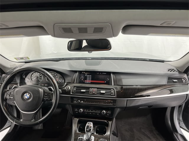 Thumbnail: 2016 BMW 5 Series - 2