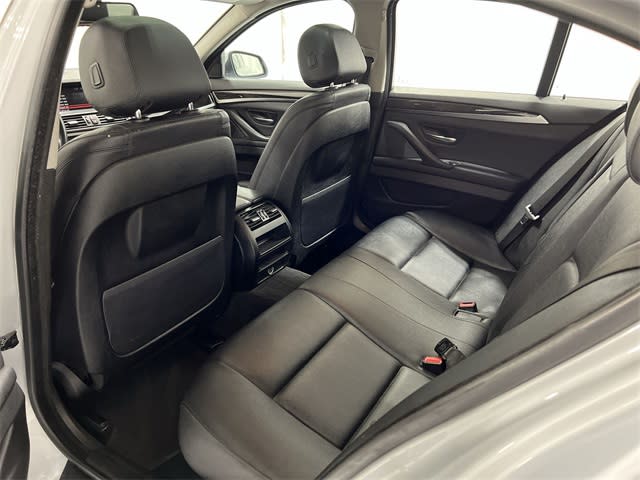 Thumbnail: 2016 BMW 5 Series - 25