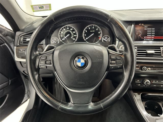 Thumbnail: 2016 BMW 5 Series - 9