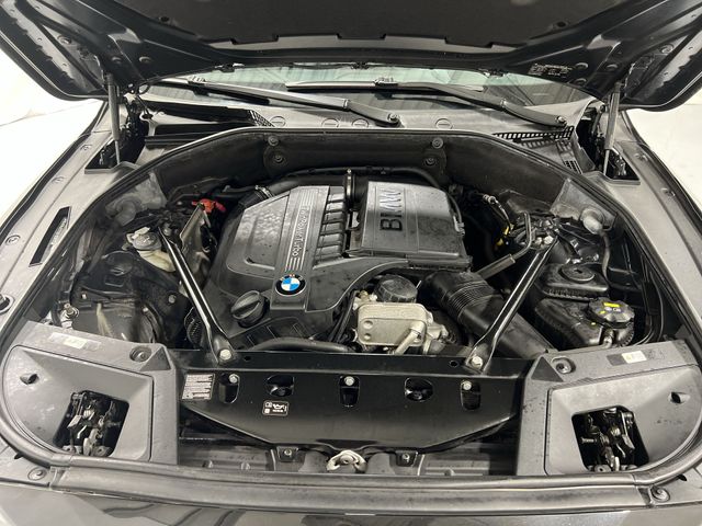 Thumbnail: 2016 BMW 5 Series - 9