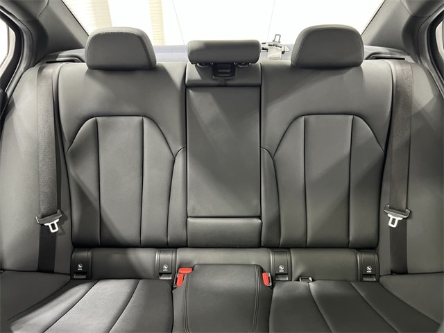 Thumbnail: 2019 BMW 3 Series - 13