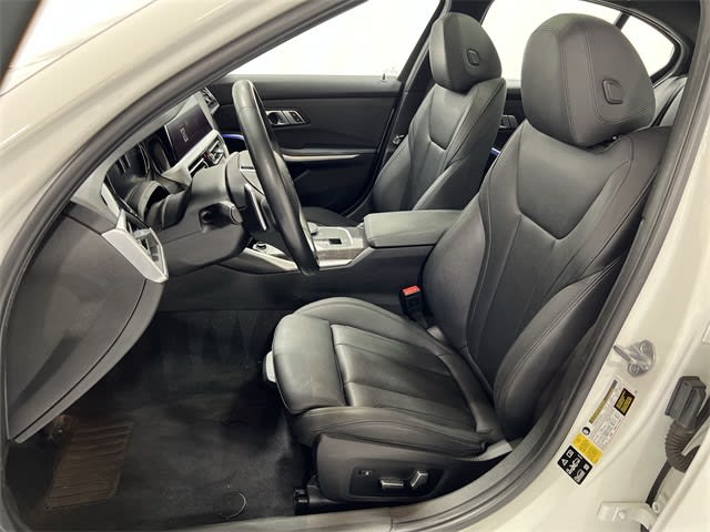 Thumbnail: 2019 BMW 3 Series - 12