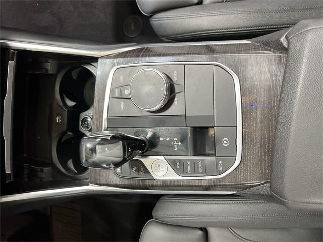 Thumbnail: 2019 BMW 3 Series - 15