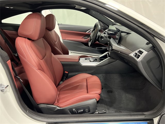 Thumbnail: 2025 BMW 4 Series - 28