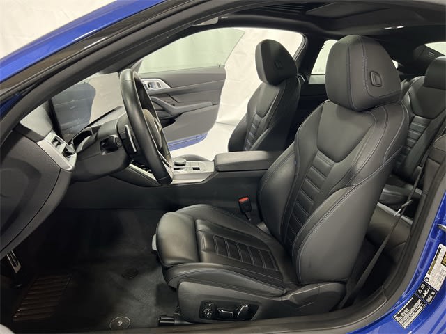 Thumbnail: 2025 BMW 4 Series - 12