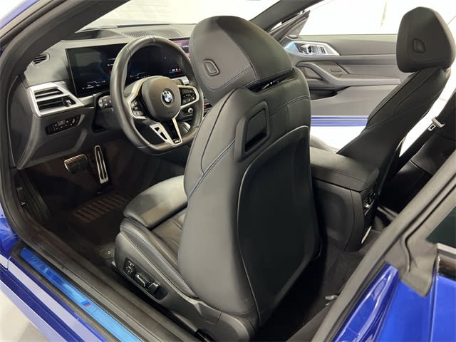 Thumbnail: 2025 BMW 4 Series - 26