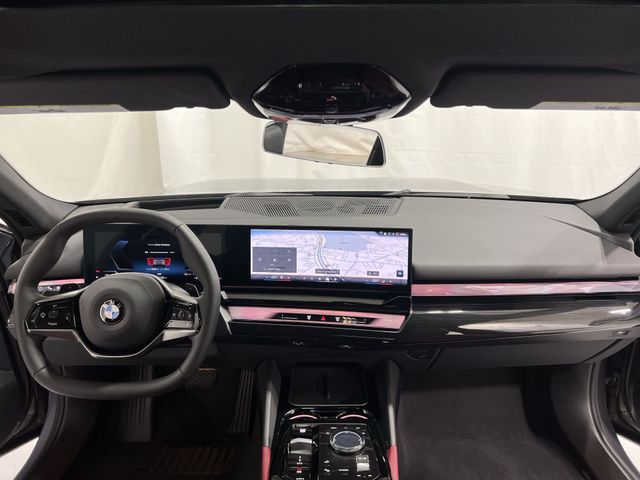 Thumbnail: 2026 BMW 5 Series - 2