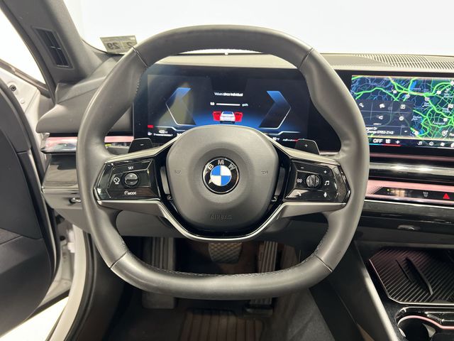 Thumbnail: 2024 BMW 5 Series - 9
