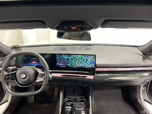 Thumbnail: 2024 BMW 5 Series - 2