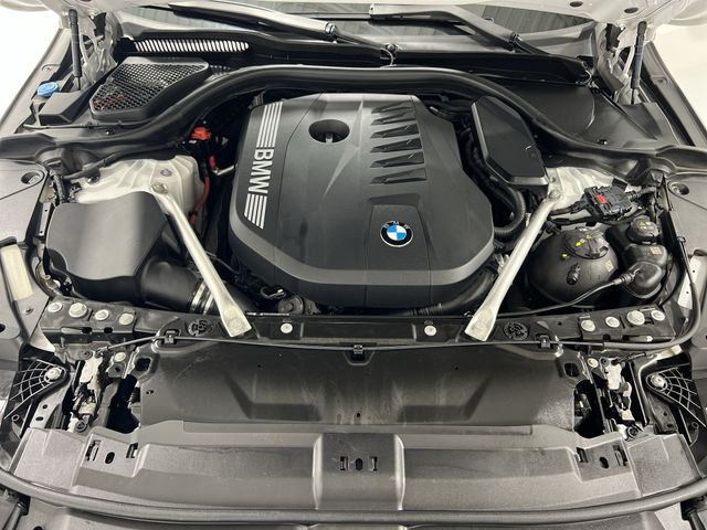 Thumbnail: 2024 BMW 5 Series - 8