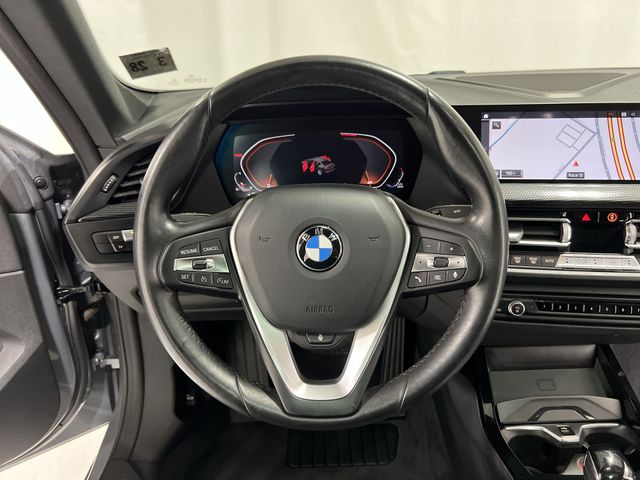 Thumbnail: 2022 BMW 2 Series - 10