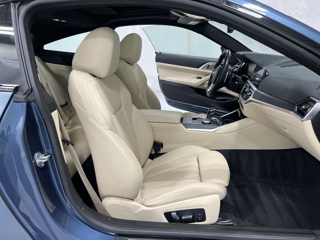 Thumbnail: 2021 BMW 4 Series - 26