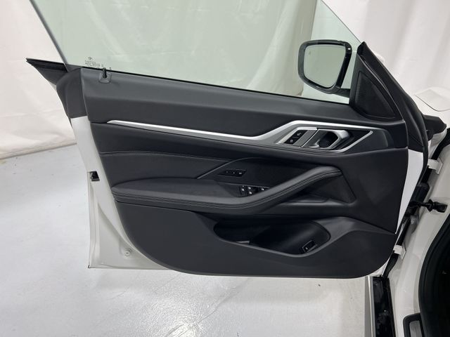 Thumbnail: 2024 BMW 4 Series - 33