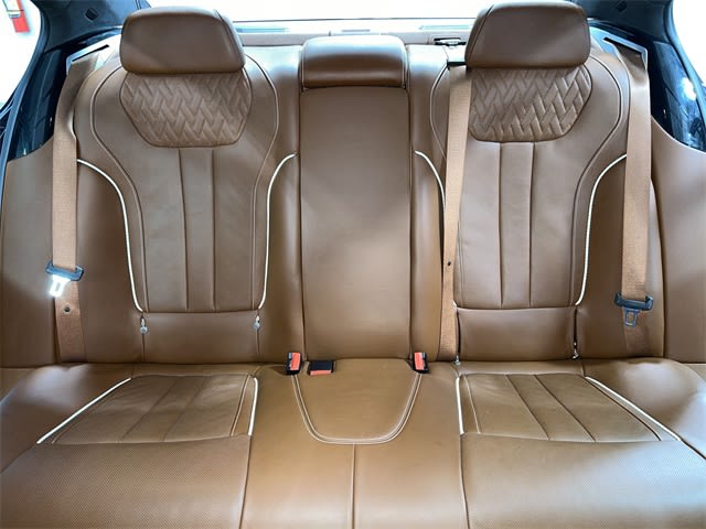 2018 BMW 7 Series 750i 12