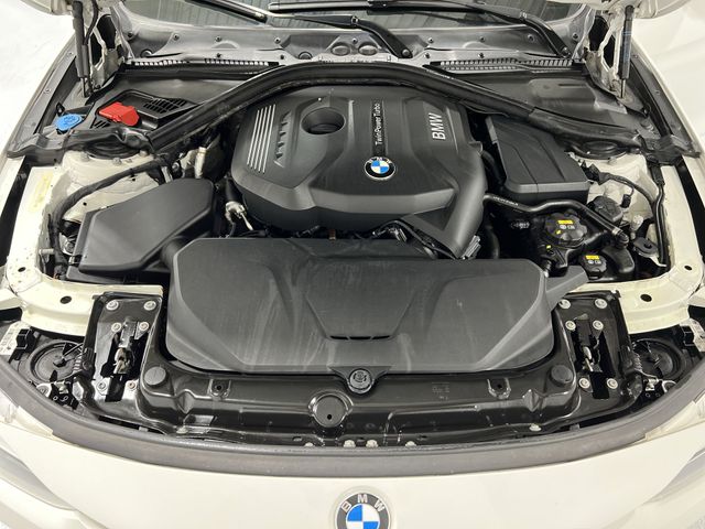 Thumbnail: 2017 BMW 3 Series - 9