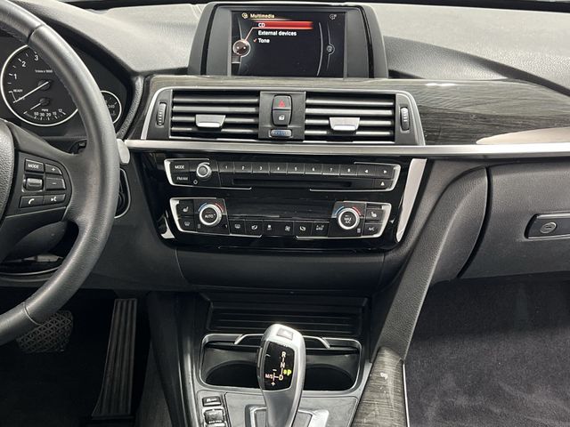 Thumbnail: 2017 BMW 3 Series - 14