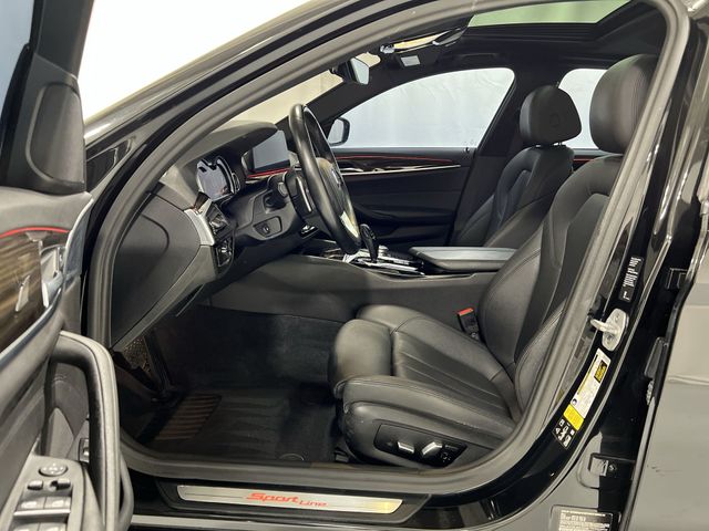 Thumbnail: 2018 BMW 5 Series - 10