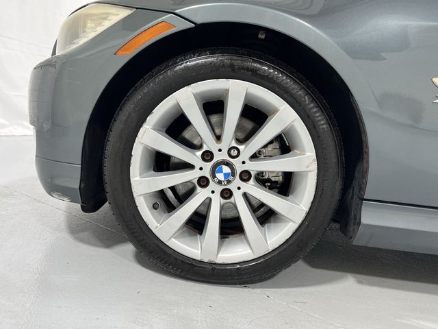 Thumbnail: 2011 BMW 3 Series - 7