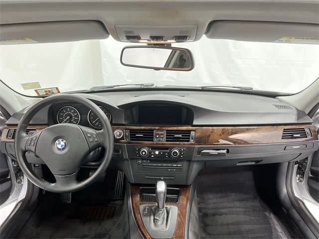 Thumbnail: 2011 BMW 3 Series - 2