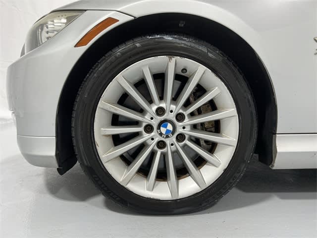 Thumbnail: 2011 BMW 3 Series - 8