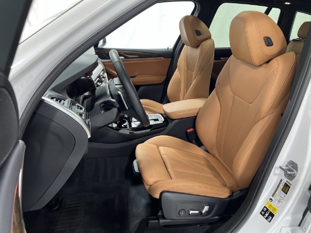 Thumbnail: 2023 BMW X3 - 12