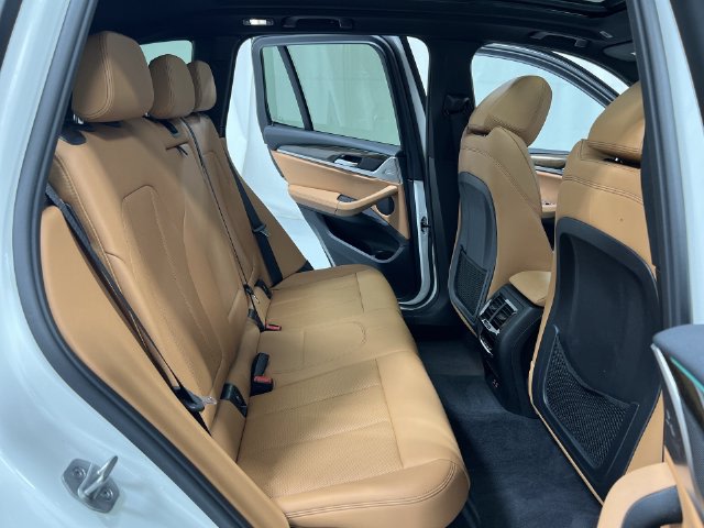 Thumbnail: 2024 BMW X3 - 15