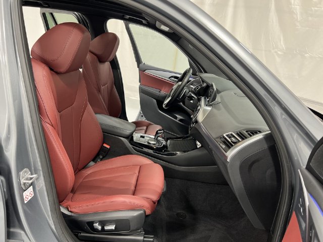 Thumbnail: 2023 BMW X3 - 31