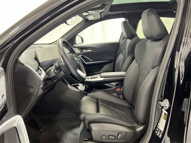 Thumbnail: 2024 BMW X2 - 11