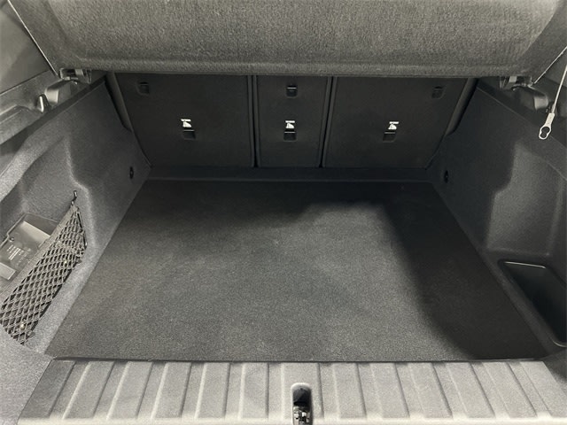 Thumbnail: 2024 BMW X2 - 16