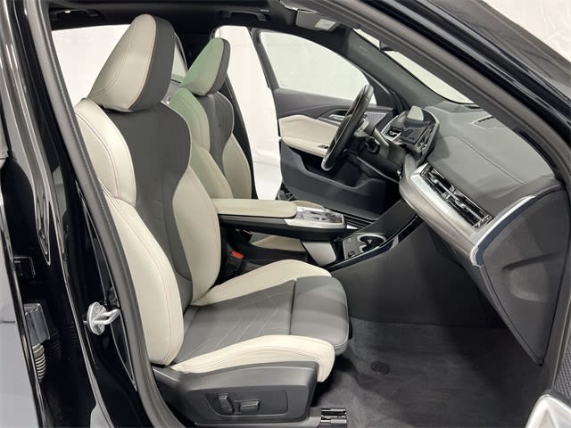 Thumbnail: 2025 BMW X2 - 26