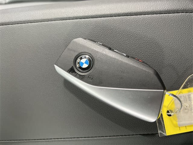 Thumbnail: 2025 BMW X2 - 17