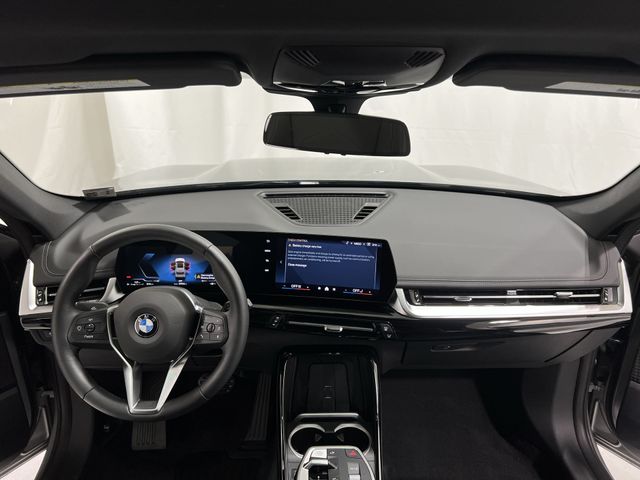 Thumbnail: 2025 BMW X1 - 2