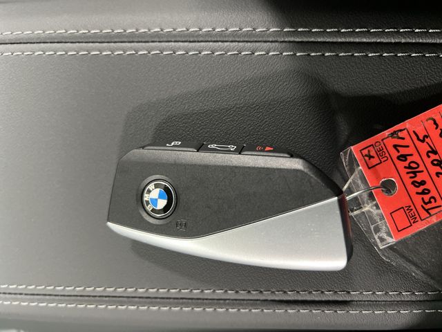Thumbnail: 2025 BMW X1 - 33