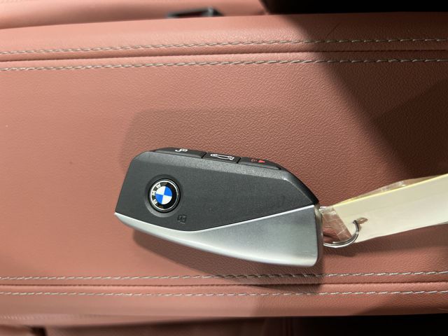 Thumbnail: 2026 BMW X1 - 33