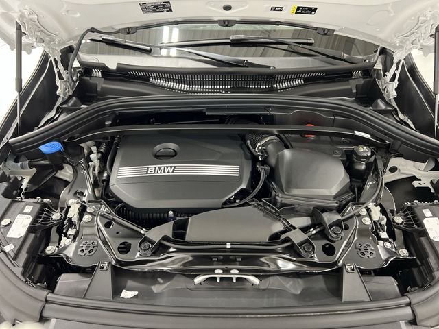 Thumbnail: 2026 BMW X1 - 8