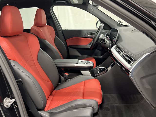 Thumbnail: 2023 BMW X1 - 30