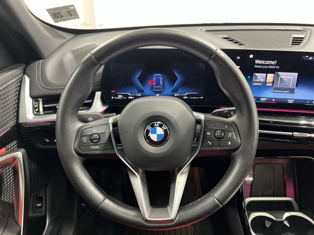 Thumbnail: 2023 BMW X1 - 10