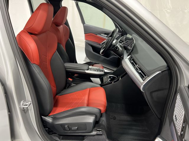 Thumbnail: 2024 BMW X1 - 33