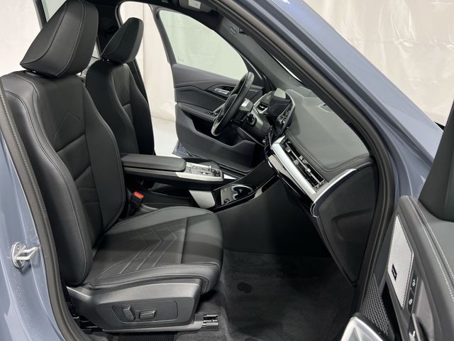 Thumbnail: 2026 BMW X1 - 31