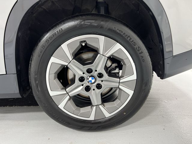 Thumbnail: 2026 BMW X1 - 8