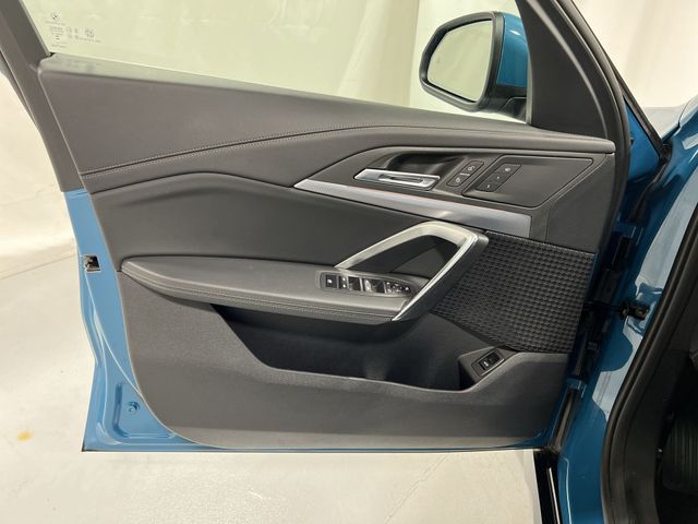Thumbnail: 2025 BMW X1 - 32