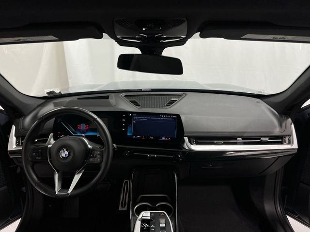 Thumbnail: 2023 BMW X1 - 2