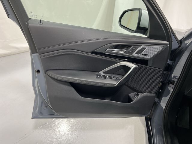 Thumbnail: 2023 BMW X1 - 33