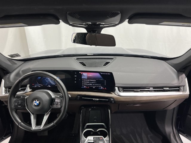 Thumbnail: 2023 BMW X1 - 2