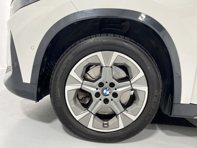 Thumbnail: 2023 BMW X1 - 8